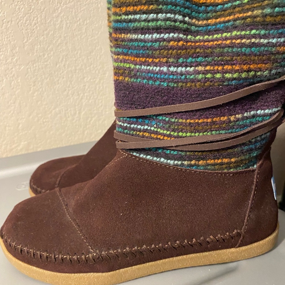 Tom’s Brown Suede Women's Boots size 5 1/2